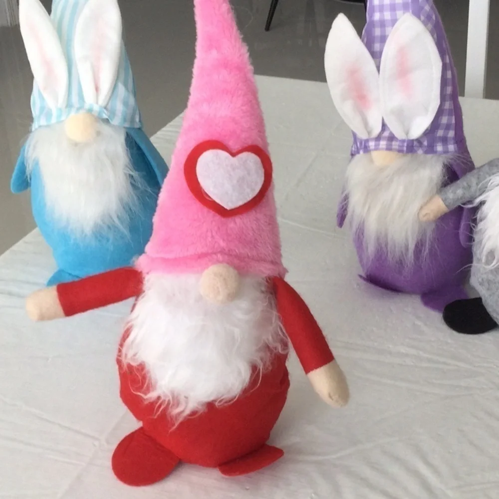 All 4 Domes With Pointed Hat.